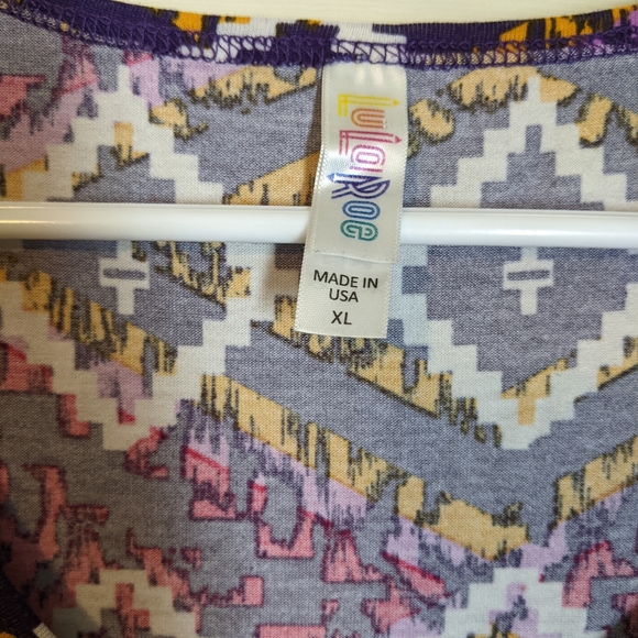 Multi color lularoe XL tunic - Picture 2 of 2
